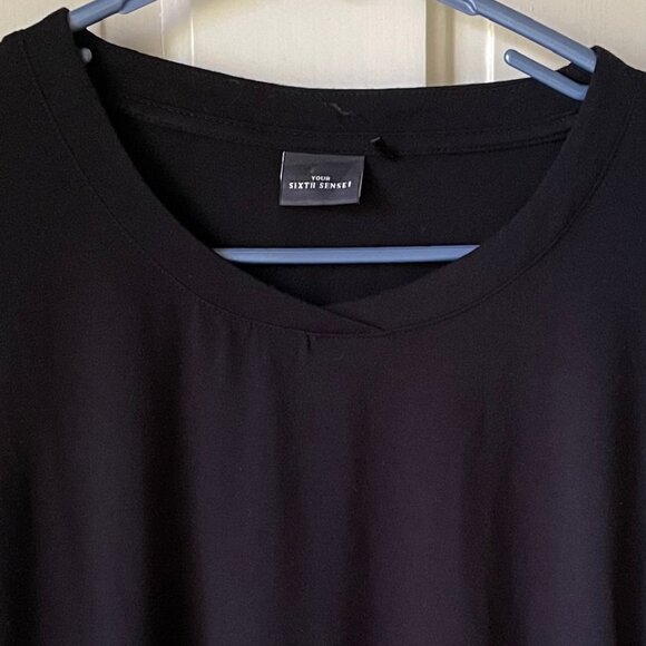 Your Sixth Sense Three Quarter Sleeve Black Tee - Picture 3 of 3